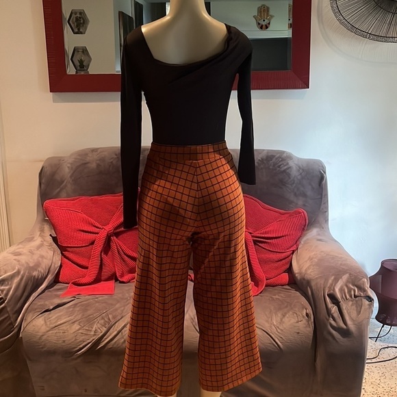 ASOS Wide Leg Culotte Windowpane Pants in Rust - Picture 8 of 13